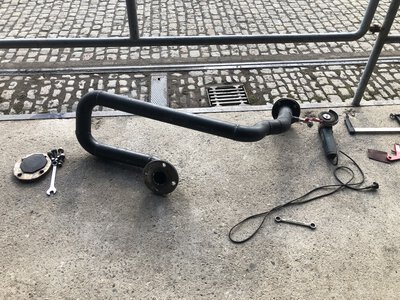 Seeschlange__Ersatzteil_fuer_die_Barkasse_